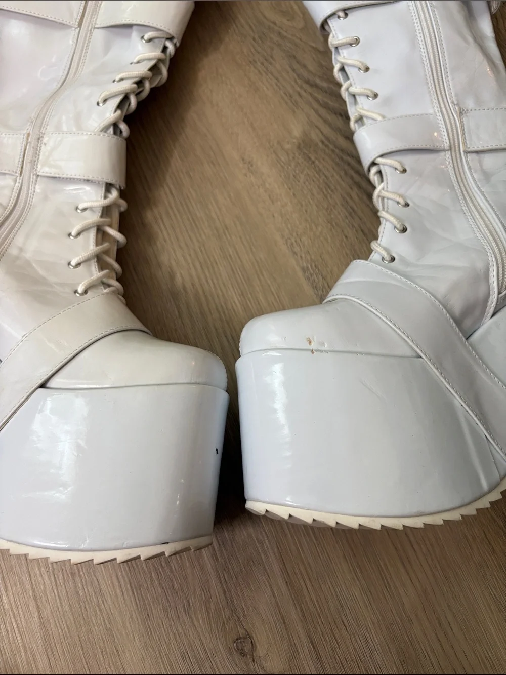 Ellie Shoes White 500-KAMORA Chunky Platform Thigh High Buckle Boots Size 7 goth